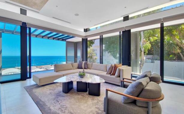 3 Bedroom Property for Sale in Bantry Bay Western Cape